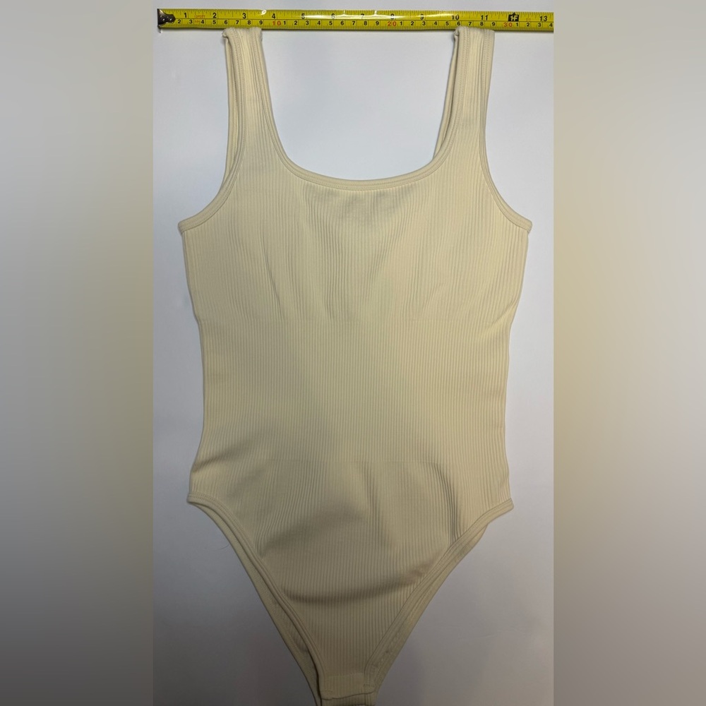 Sleeveless Square Neck Bodysuit Ribbed Tank Top Dark Beige/Cream S - Picture 5 of 6